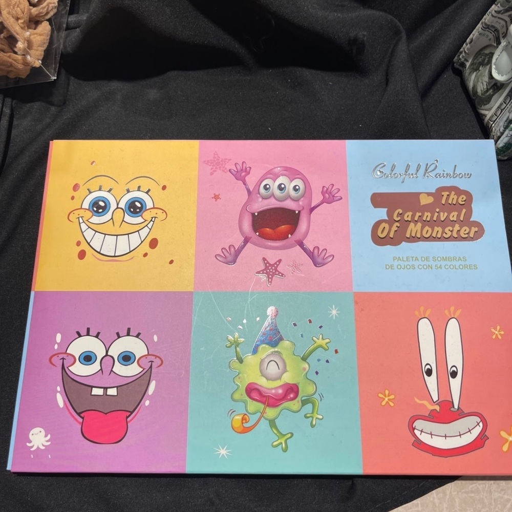 SpongeBob Makeup Pallet - Picture 5 of 5